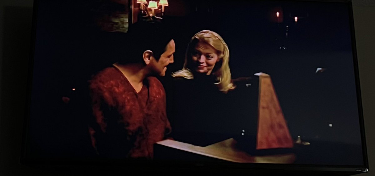 Call me a hopeless romantic but #StarTrek can do romance well. The piano scene sticks out to me the most with what it’s like to have someone believe in you and show humanity when you need it most. That’s love.  

Also, them 🥰

#StarTrekVoyager #HumanError