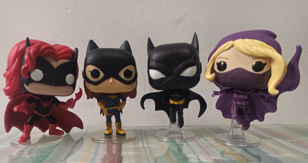 Achievement accomplished: Funko Pop Bat Ladies collection completed
#FunkoPop #Batgirl #Batwoman #BarbaraGordon #CassandraCain #StephanieBrown #KateKane