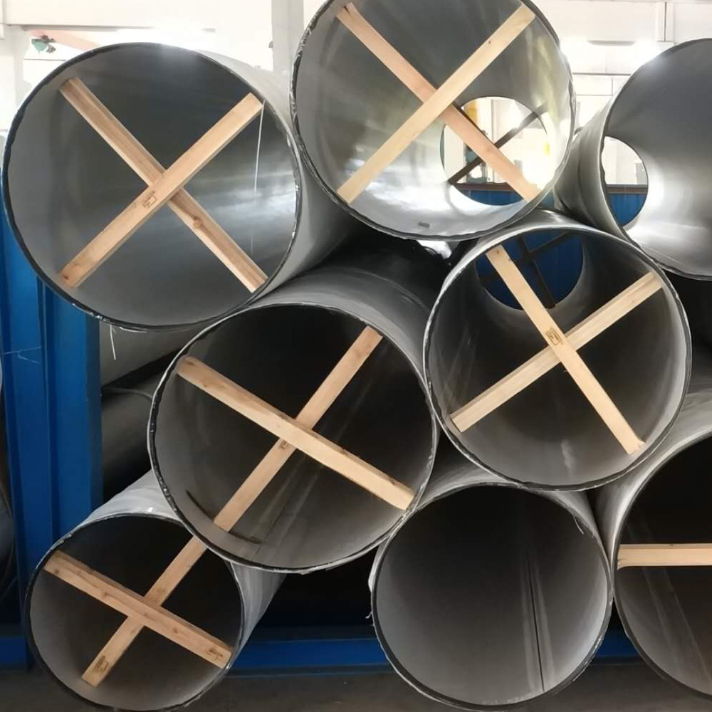 Why is 304 stainless steel pipe weakly magnetic? 1. Phase transformation during processing and forging. 2. Influence of elements during the smelting process. 3. Cold working deformation. #304stainlesssteelpipe #stainlesssteelpipe #stainlesssteelpipeweaklymagnetic