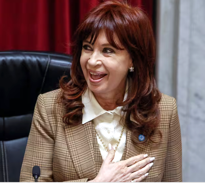 Cristina kirchner 2🩷27 la votarías?