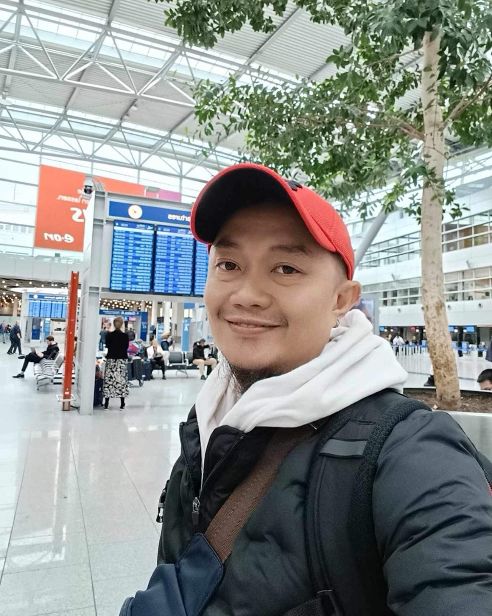 It's time for Jaypee to hang up his overalls and head home for vacation. 🌏✈️ After working so hard on your vessel, we hope you truly enjoy the quality time with your family and friends, amigo! #Dusseldorfairport #Germany #safetravels #vacation #AXXAZcrew #AXXAZeurope