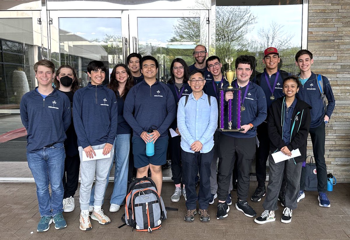 fwpquizbowl's tweet photo. The B and C teams had several big wins throughout the weekend, including 3 against eventual playoff teams. Overall, a strong showing for the home teams in Rosemont. #ssnct https://t.co/LjGQ7cbDDT
