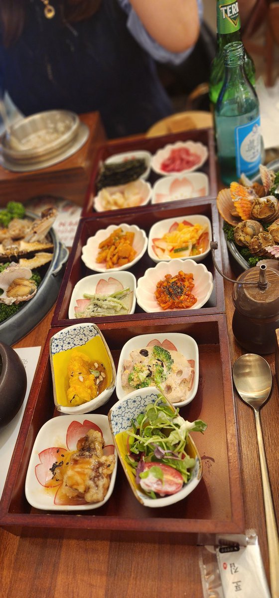 좋은분들란?
부담이 없다. (나만 쪼매 있음 😂 )
뒤끝이 없다. (나는 그랬다 😂)
간결하고 군더더기가 없다.
@jang5948 과 함께여서
좋은 시간속에서 좋은 추억 만들어 주셔서 감사해요 😁