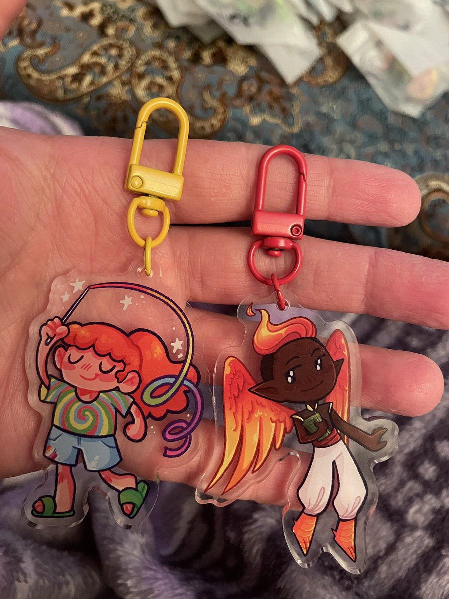 A little spoiler but I love the new clip colours of Kristen and Ayda keychains!!!
#fantasyhigh