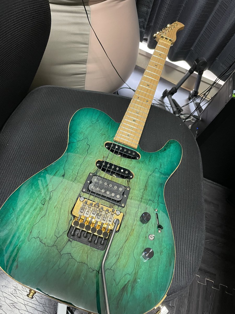 gt0sato's tweet photo. セッティング変えてもろてまた良い感じになってしまった
#GENKAI_GUITARS https://t.co/8A61Hmf47y