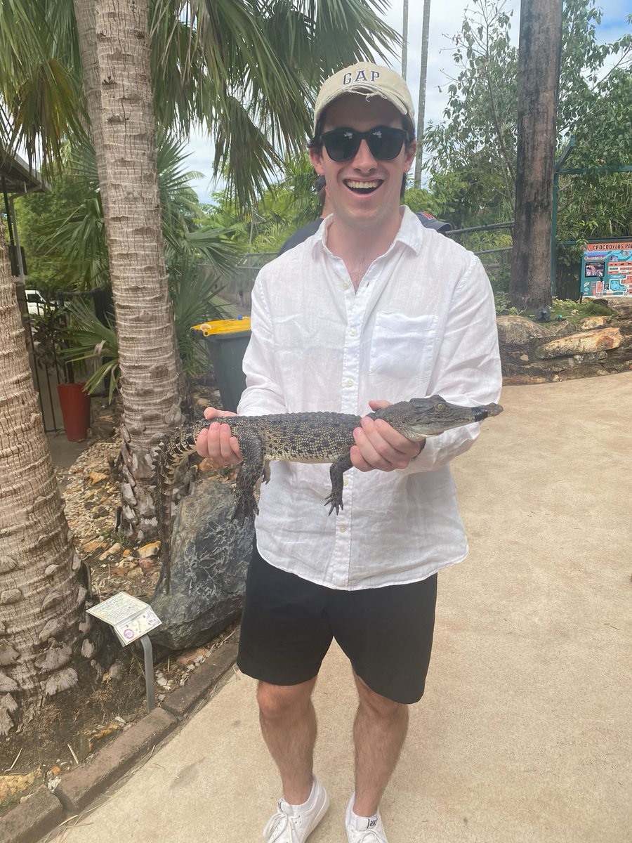 Last week I had the opportunity to attend #AusPainSoc in Darwin. Saw some crocodiles 🐊 alongside some great research from my colleagues & other great researchers! @PainIMPACTNeuRA @AusPainSoc