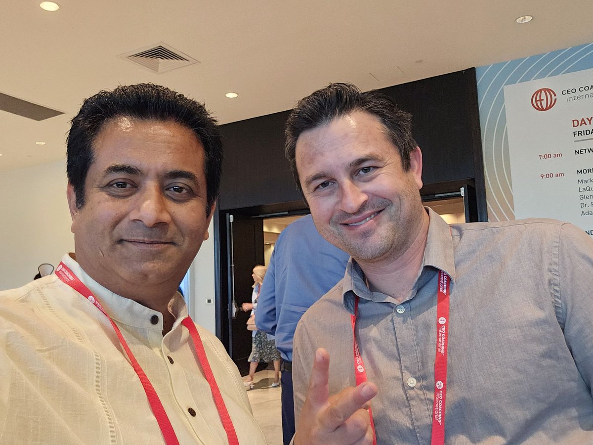 RChilli's tweet photo. Inspiring discussion with Max Koby, CEO of Abstrax, at 2024 Make BIG Happen Summit ! His innovative approach to leadership and business development left a lasting impression.  #CEOCoaching #Innovation #BusinessLeadership https://t.co/RhtkykqTRH