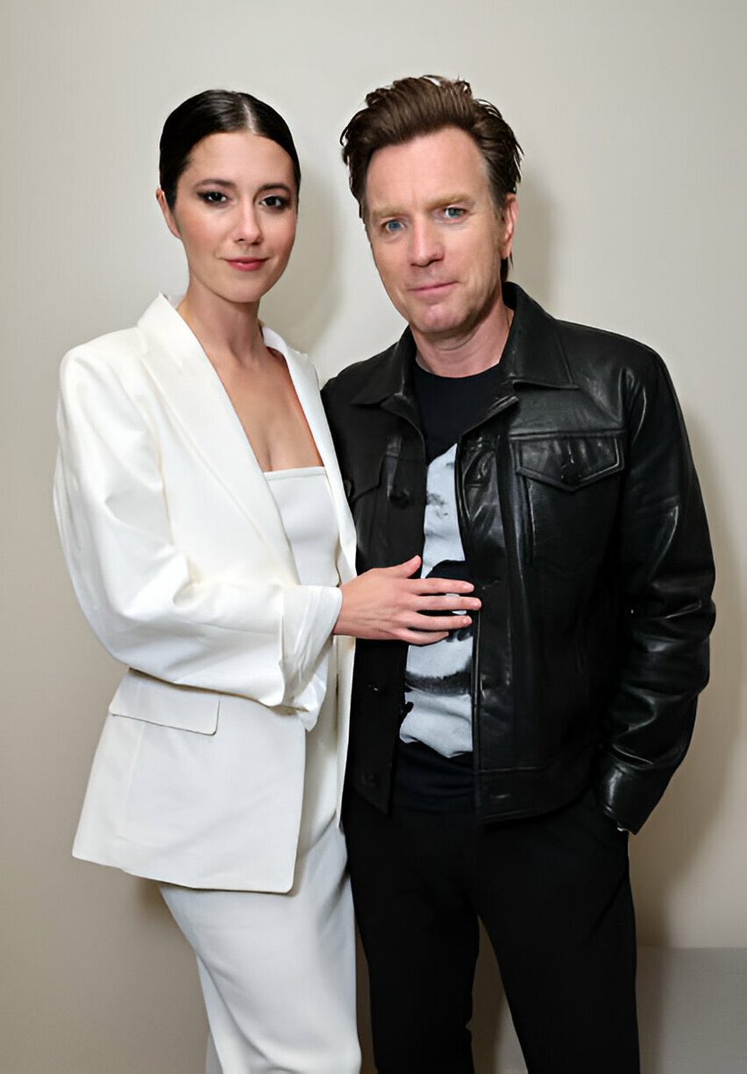 First photos of Mary Elizabeth Winstead and Ewan McGregor at a special screening of #AGentlemanInMoscow with @latimes @latimesent earlier tonight.