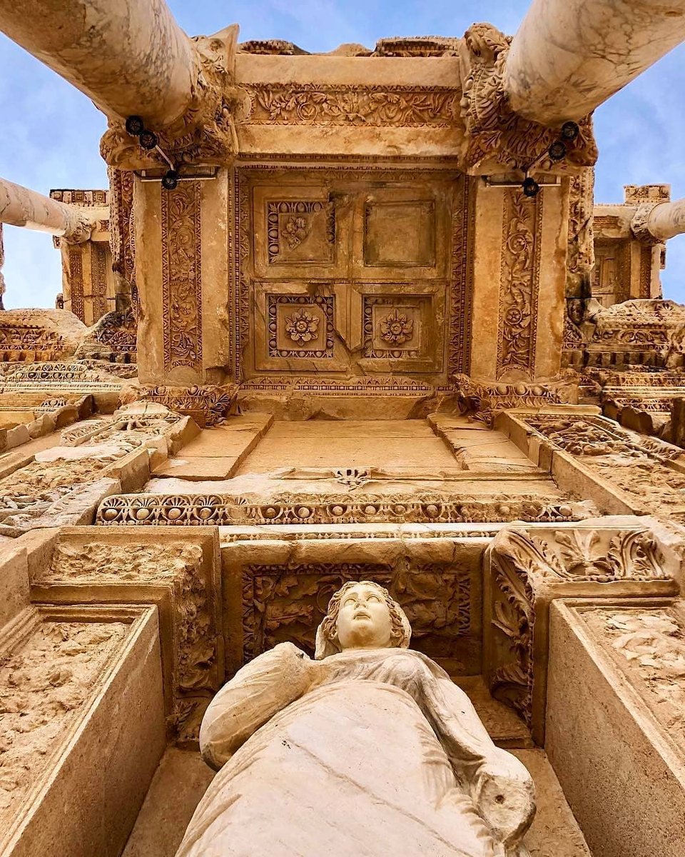 The Library of Celsus in Ephesos.

Photo by Nazlı Atabey