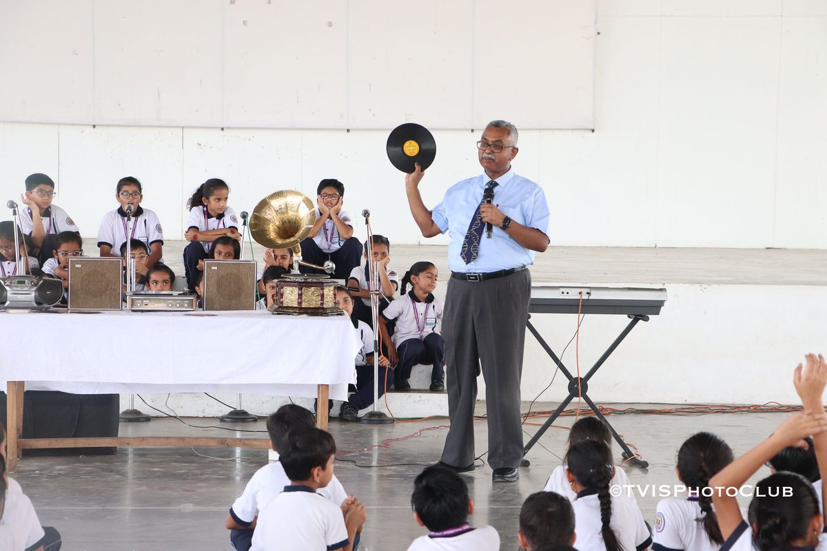 taptivalley's tweet photo. History of Music Series:
Assembly on Gharana and Tarana in Hindustani Classical music.
The Assembly held on the 26th April 24 was on the  History and traditions of Hindustani Music. An introduction to the topic of Tarana  was made by Mr Tanaji Jadhav in a very interesting manner. https://t.co/Iaf4MInYS2