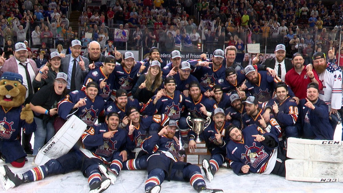 The Peoria Rivermen (@Peoria_Rivermen) made history on several different levels Sunday night, winning their second SPHL President's Cup trophy in three years by beating the Huntsville Havoc 5-1 at Carver Arena. Story: centralillinoisproud.com/sports/local-s…