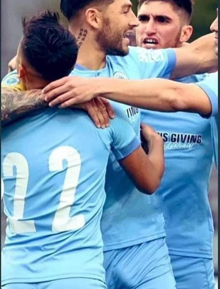 FutbolDeMacho's tweet photo. #futboldemachos #gaymen #cruising #shortgay #gaygdl #grindr #fetish #culodemacho #nalgon #marcandocalzon #paquete #vergota #vergapreñadora #chongonuestrodecadadia https://t.co/D3IUbuqMVg