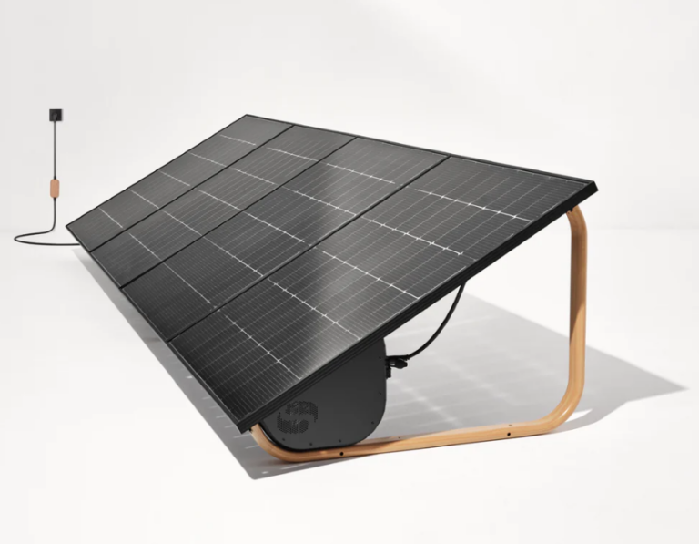 DualSun launches foldable plug-and-play solar kits: France’s DualSun has developed foldable plug-and-play solar kits with a power range of 420 W to 1.68 kW. dlvr.it/T68Kvp #solarenergy #india #solarpower