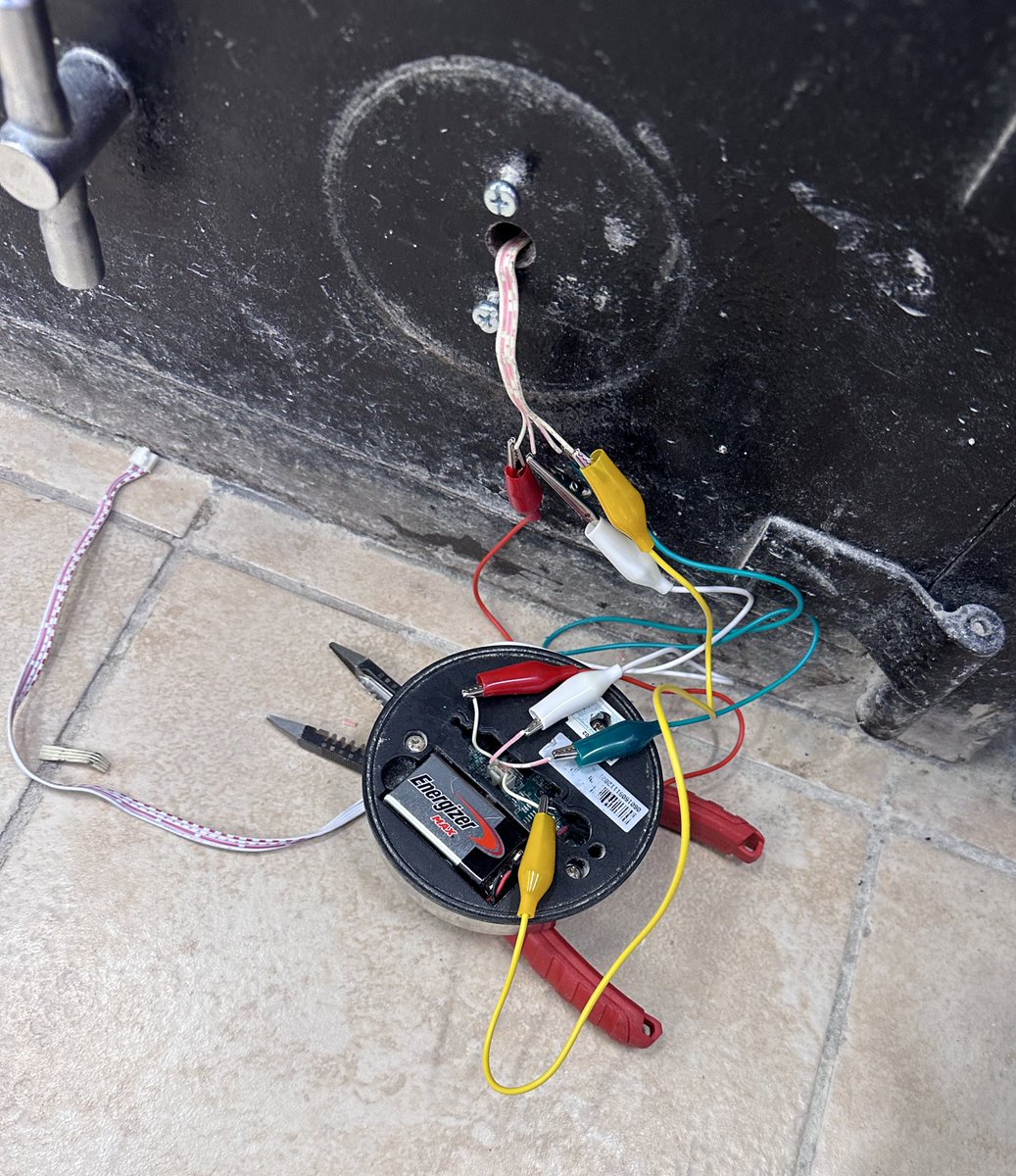 atclocks's tweet photo. 🔐 Safe won’t open?  Call ATC Lock &amp; Key!  We are your Professional Safe Locksmith.  We don’t always have to drill a safe open to gain access.  Call us today!  #professionallocksmith #safelocksmith #mobilelocksmith #atclocks https://t.co/DTl5dWUuqW
