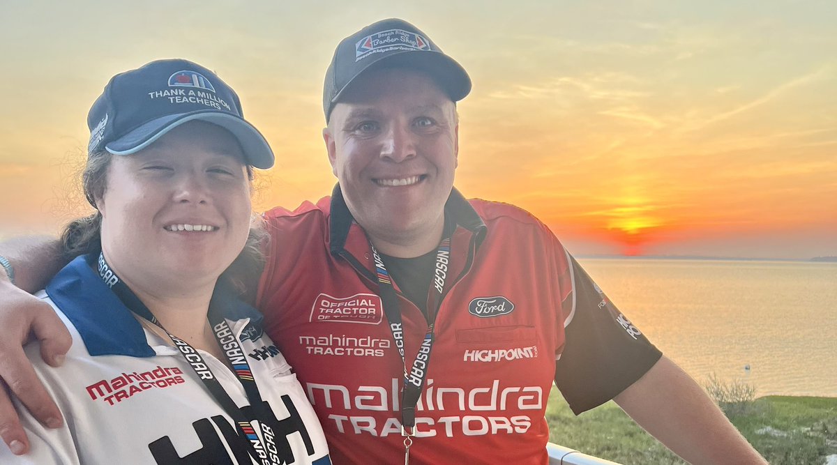 The sun sets on another exciting #NASCAR weekend at the @MonsterMile Going to the beach for a couple days in #OCMD before heading back to Maine. Thank you for all the amazing memories  @JClements51 @JCR_Clements51 Enjoy the off week!  See you soon at @NHMS  🦞❤️