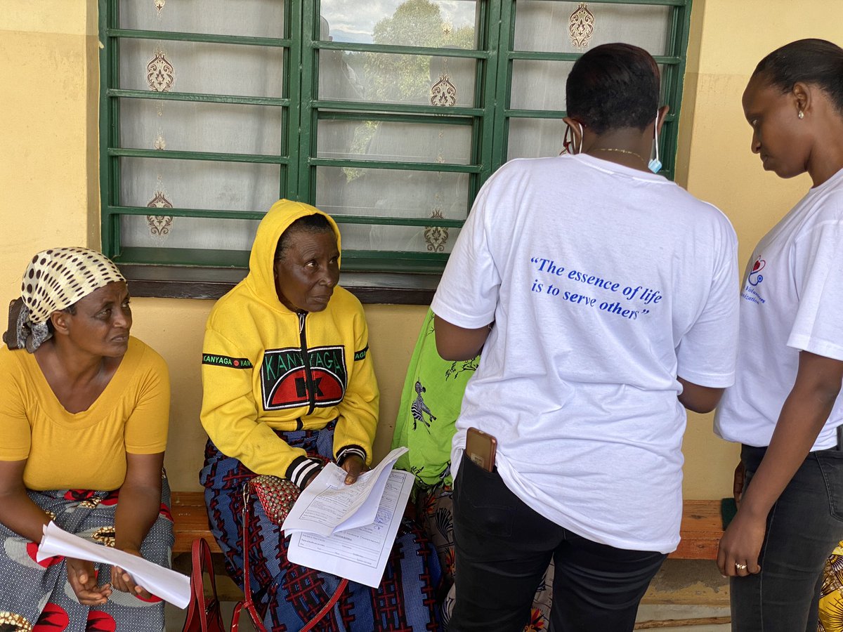 Helping others often leads to a deep sense of satisfaction and purpose. #SenseofFulfillment #health