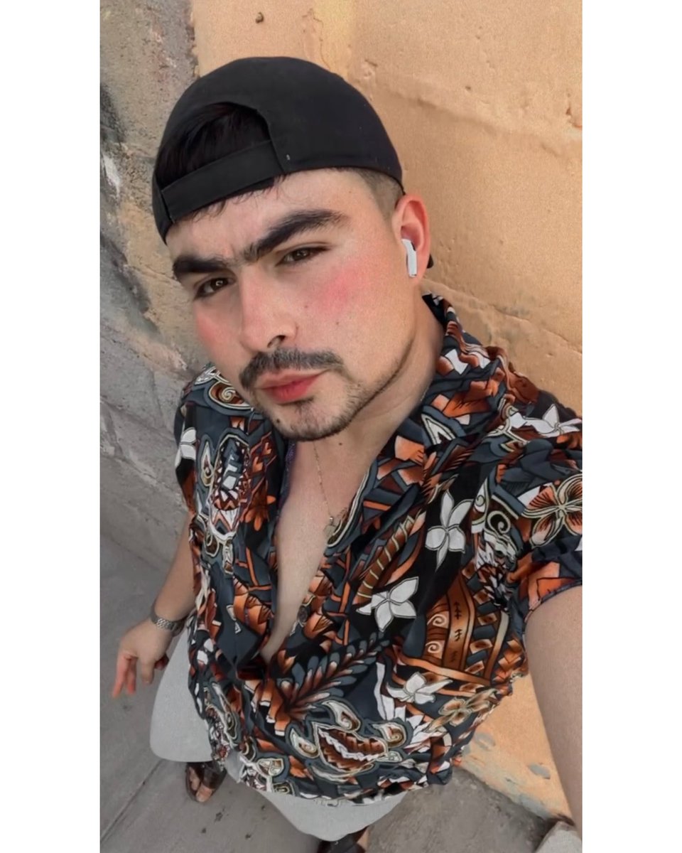 Angelibsa16's tweet photo. 𝙰 𝚅𝙴𝙲𝙴𝚂, 𝚄𝙽𝙰 𝙼𝙰𝙻𝙰 𝚁𝙰𝙲𝙷𝙰 𝙴𝚂 𝙴𝙻 𝙲𝙾𝙼𝙸𝙴𝙽𝚉𝙾 𝙳𝙴 𝙰𝙻𝙶𝙾 𝙱𝙾𝙽𝙸𝚃𝙾 🫰🏻 https://t.co/WRBK09UI6g