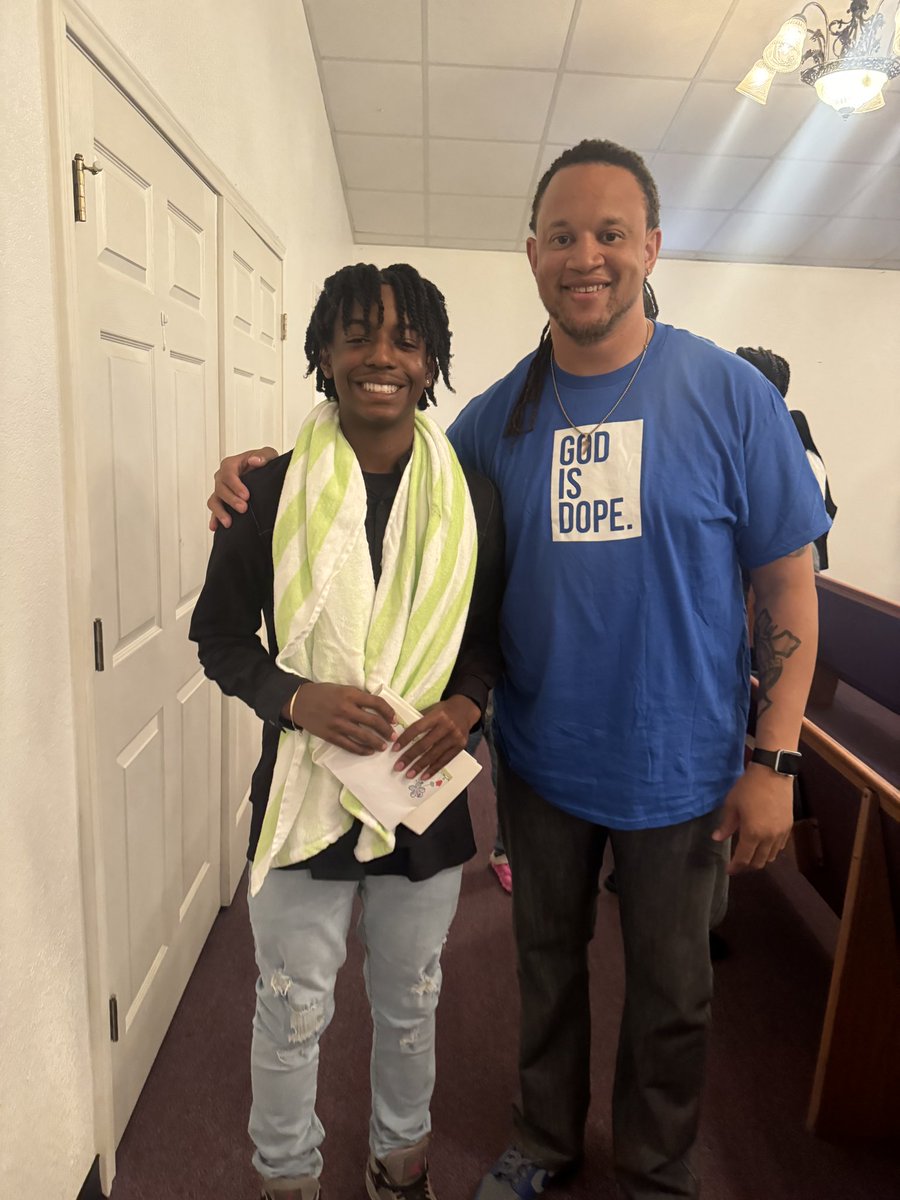 Kenneth Young tweet media