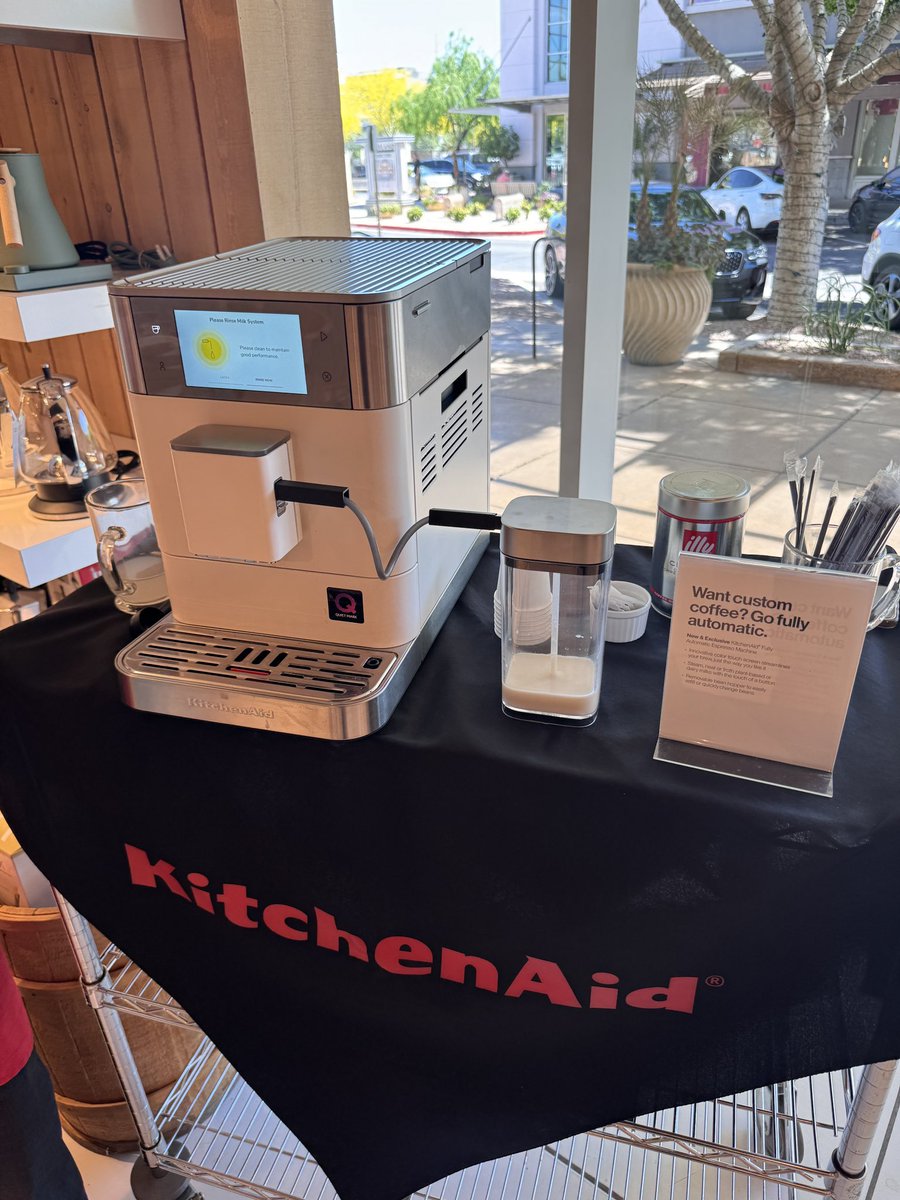New #Coffee machine demo by kitchenaid