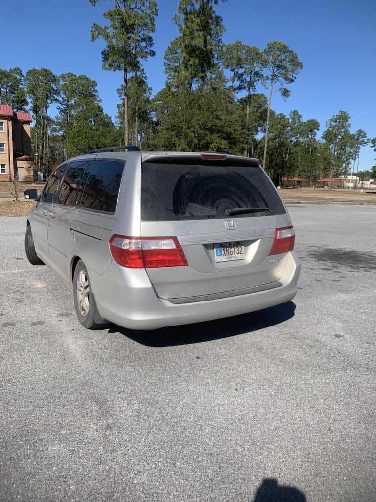 BletKeto's tweet photo. @HinesvilleGA @FoxNews @CNN #CrimeNews @HinesvilleGA_ @USAGStewartHAAF @HinesvillePD #hinesville, #90DayFiance, #viralvideo anyone with any leads or information on this thieves car pls direct message me 😺 https://t.co/VFB5UbSxBR