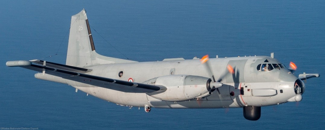 During a patrol flight over international waters, an EMASoH maritime aircraft discovered a local ship on fire on the border of Iranian territorial waters. A rescue raft with people on board was near. EMASoH informed the Iranian authorities, who rapidly rescued the crew.
