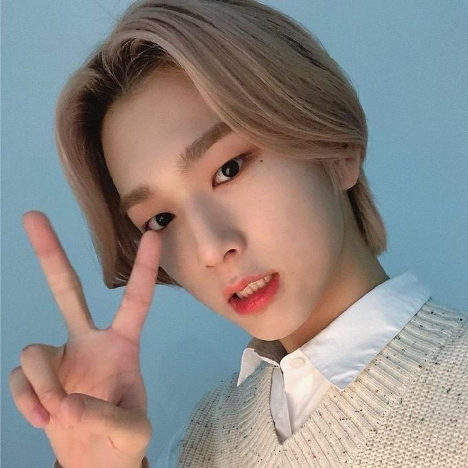 baeks2u's tweet image. “making a username is so hard”