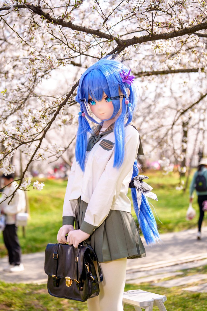 纏枝蓮 tweet media