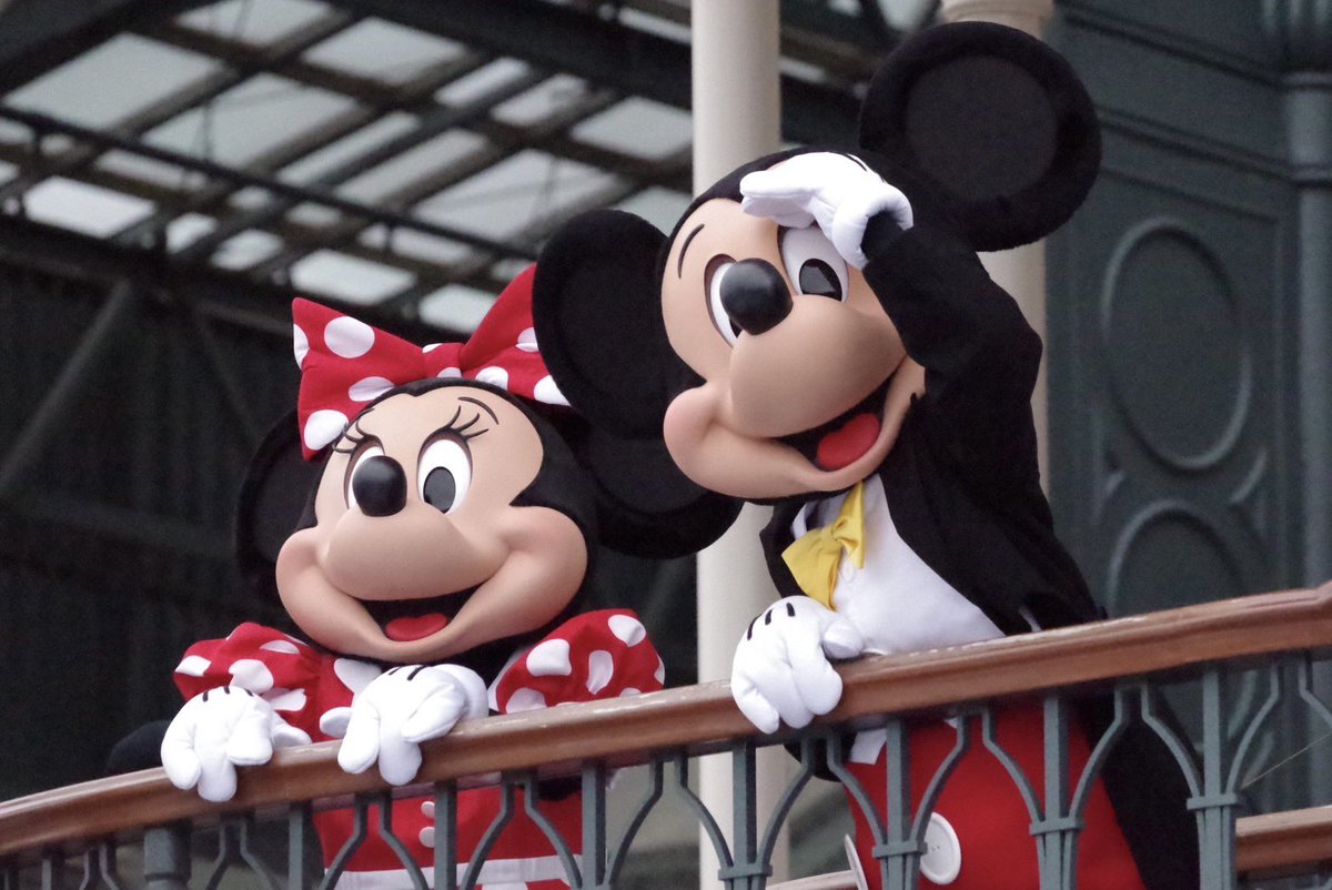 momo_tdr's tweet photo. 数日前だけど、珍しい場所にミキミニちゃん達いたみたい💗#TDR2024  #TDR__now  #ミキグリ  #ミニグリ https://t.co/MS1rM8Ogtq