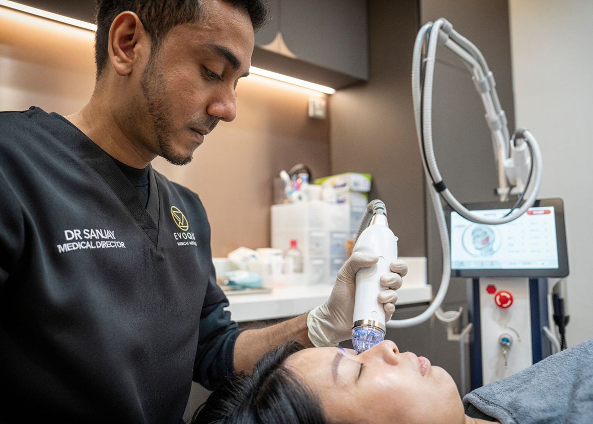 Begone, stubborn scars! We tried a radiofrequency microneedling treatment to combat acne scars and here’s our verdict

🔗: thehoneycombers.com/singapore/evoq…

#honeycombers #honeycombersSG