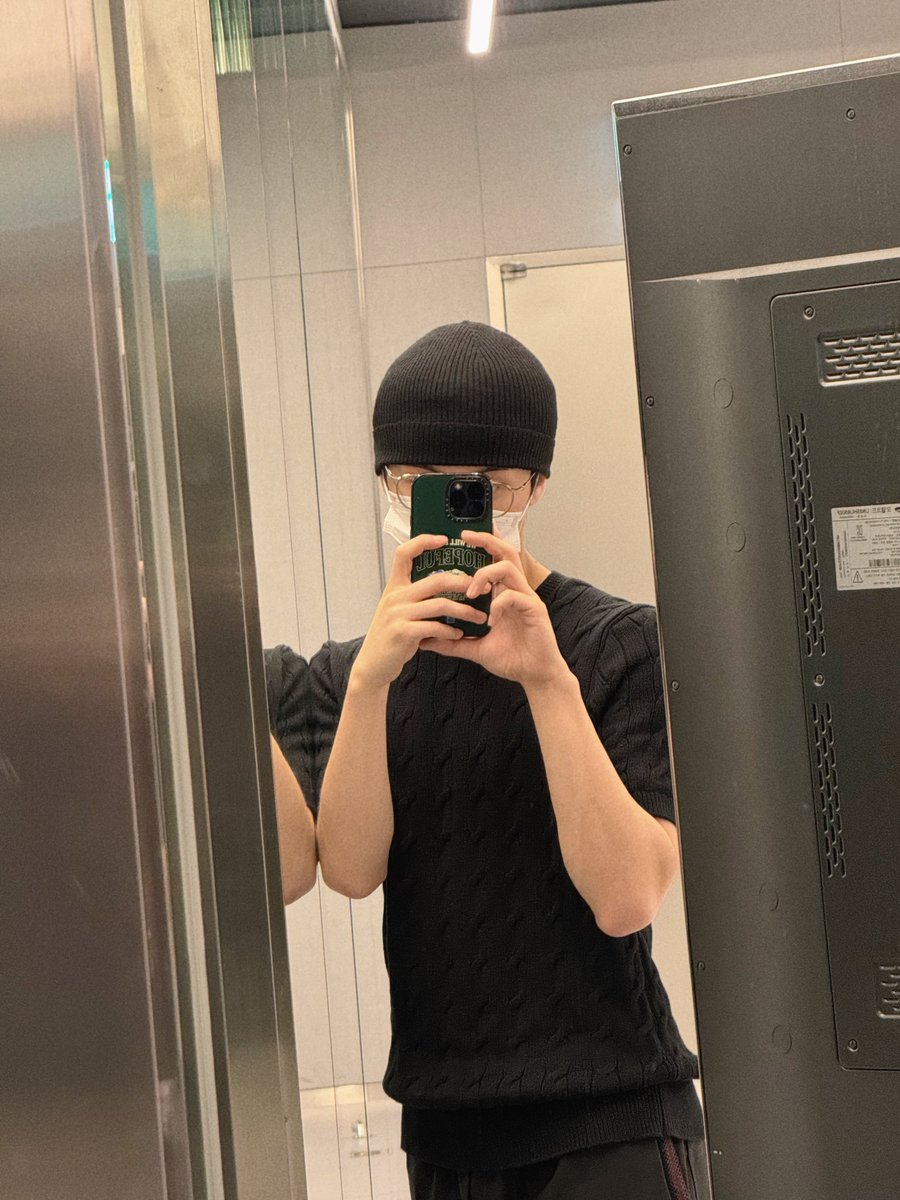 LOOKSMKL's tweet photo. 💭🐯 https://t.co/dy8rW19QlV