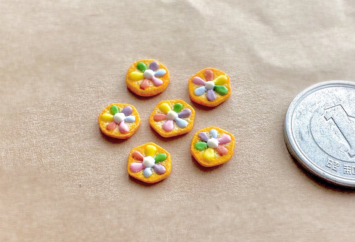 カラフルお花クッキー🌼🎨🌈 #ミニチュア　#ハンドメイド