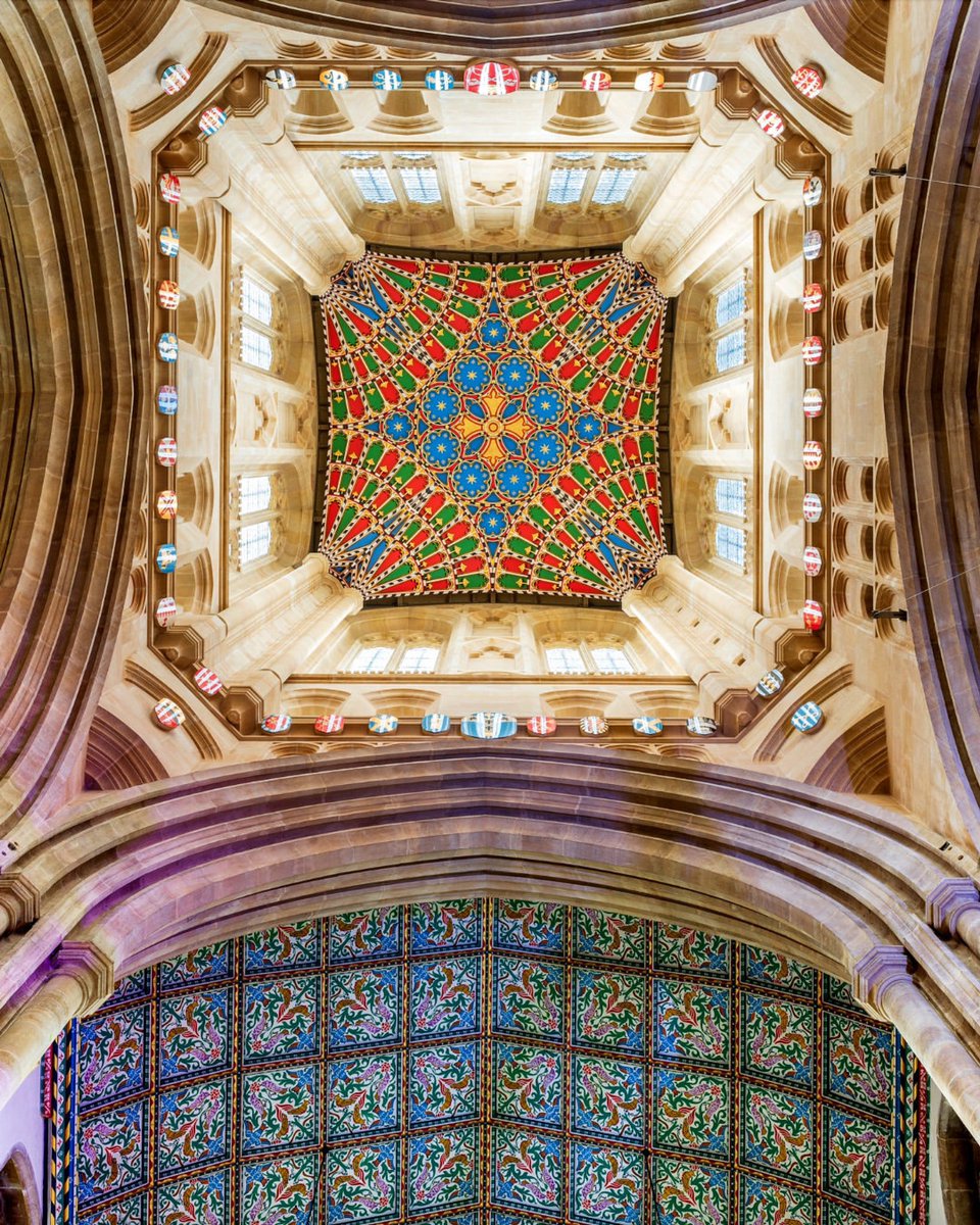 One of my favourites. Q: What colour do you want the ceiling? A: All of them, please @stedscath #BuryStEdmunds #Cathedral #Architecture #Church #PhotoOfTheDay #cathedralceilings