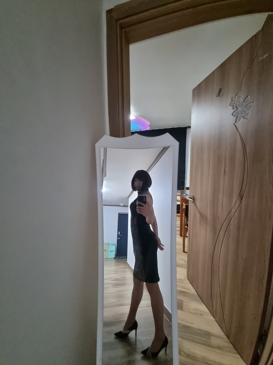 새로산 옷

 #CD #Crossdresser #안산 #업방 #뻘짓 #섹트 #안산cd