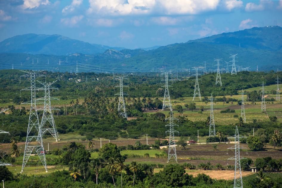 “Caribbean small island developing states possess abundant renewable energy resources including solar, wind, hydro, tidal and geothermal. However, the transition to renewable energy has been slow.” 

Our recommendations ➡️ buff.ly/3UhdSat 

#SDG7 #SIDS
📷 Orlando Barría