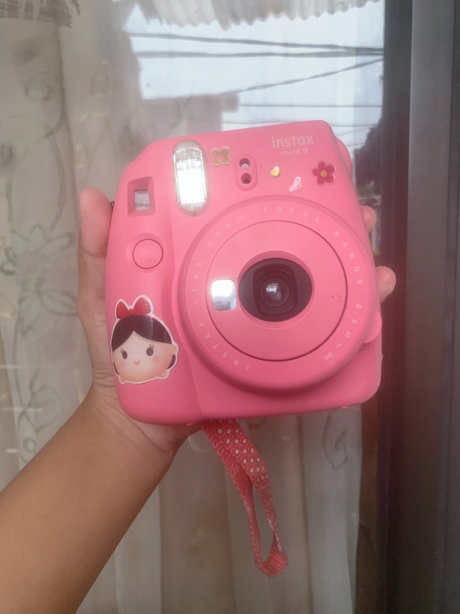 thecoldshoudler's tweet photo. wts instax mini 9 #wts https://t.co/85WJzlaO0n
