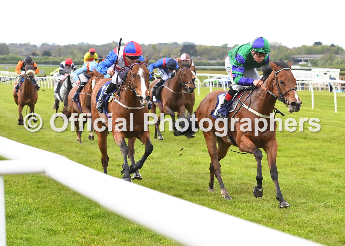 ASTRAL SPIRIT & Shane Kelly win at Wetherby for trainer Pam Sly and owner Gary Smitheringale. Check out all the official photographs at onlinepictureproof.com/officialphotog…