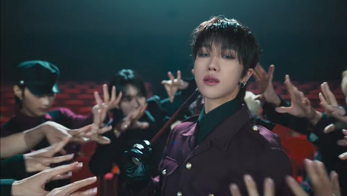 haotonin's tweet photo. the "it's less than 10 secs but i will slay so hard making everyone remember my part" genre of xu minghao https://t.co/2vTL9vErzd