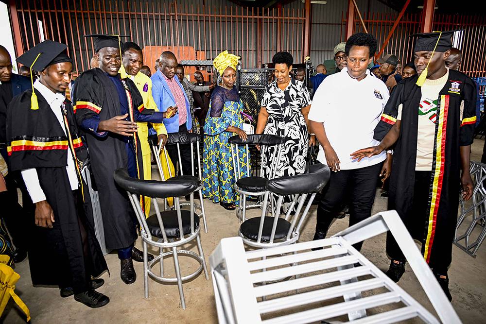 At the Greater Ankole Presidential Industrial Hub, located in Mbarara District, 507 students successfully completed vocational training across various disciplines. The graduation ceremony was officiated by Rwampara District Woman MP, @HonMollyAsiimwe, who represented the Local…