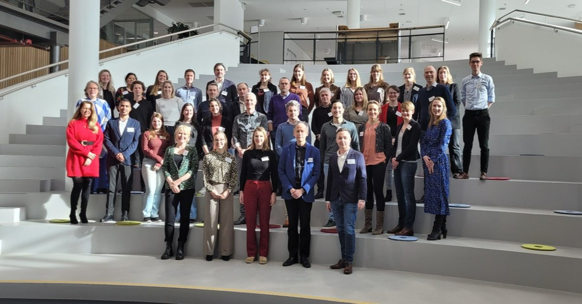 YOD-INCLUDED is een landelijk multidisciplinair consortium waarbinnen onderzoek wordt gedaan naar hoe diagnostiek en zorg voor jonge mensen met dementie beter kan. Het YOD-INCLUDED consortium bestaat inmiddels al 1 jaar! Lees hier meer over YOD-Included: bit.ly/4aS9uFH