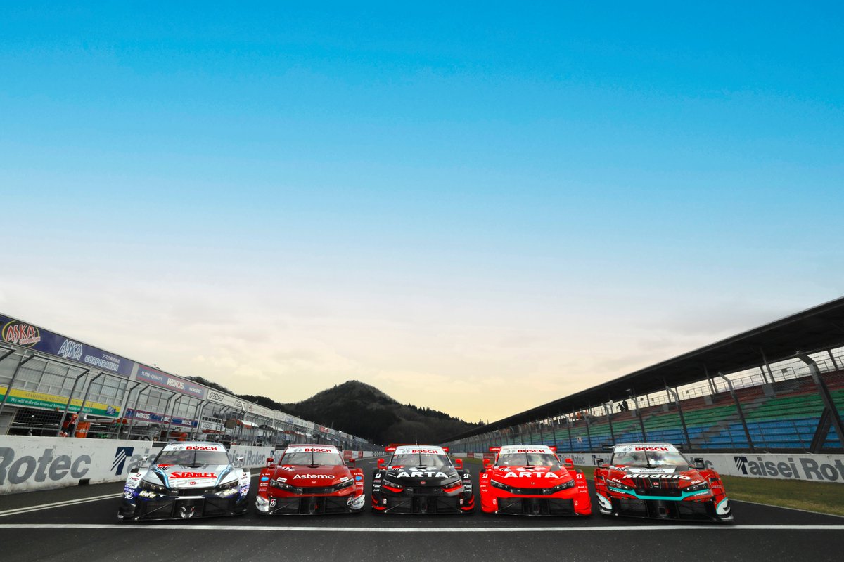 What a line up...🤤 #Honda #SuperGT #CivicTypeRGT