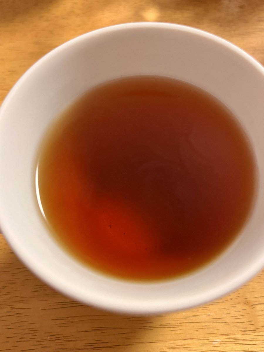 空条承太郎さんからいただいた紅茶飲んでるんだがとても美味しい🫖

飲んだ瞬間の香りがヤバいし、日本産の紅茶の最高峰では…