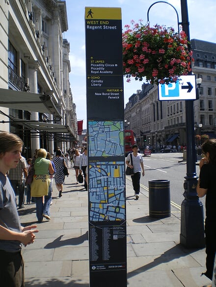 These lovely street maps are just one of the innovations by greens on the London Assembly, elected via the PR vote @GreenJennyJones also won 🙂 London Living Wage Unit 🙂 insulated 600 public buildings and 100,000 homes 🙂 a £10m annual budget to create borough wide 20mph zones