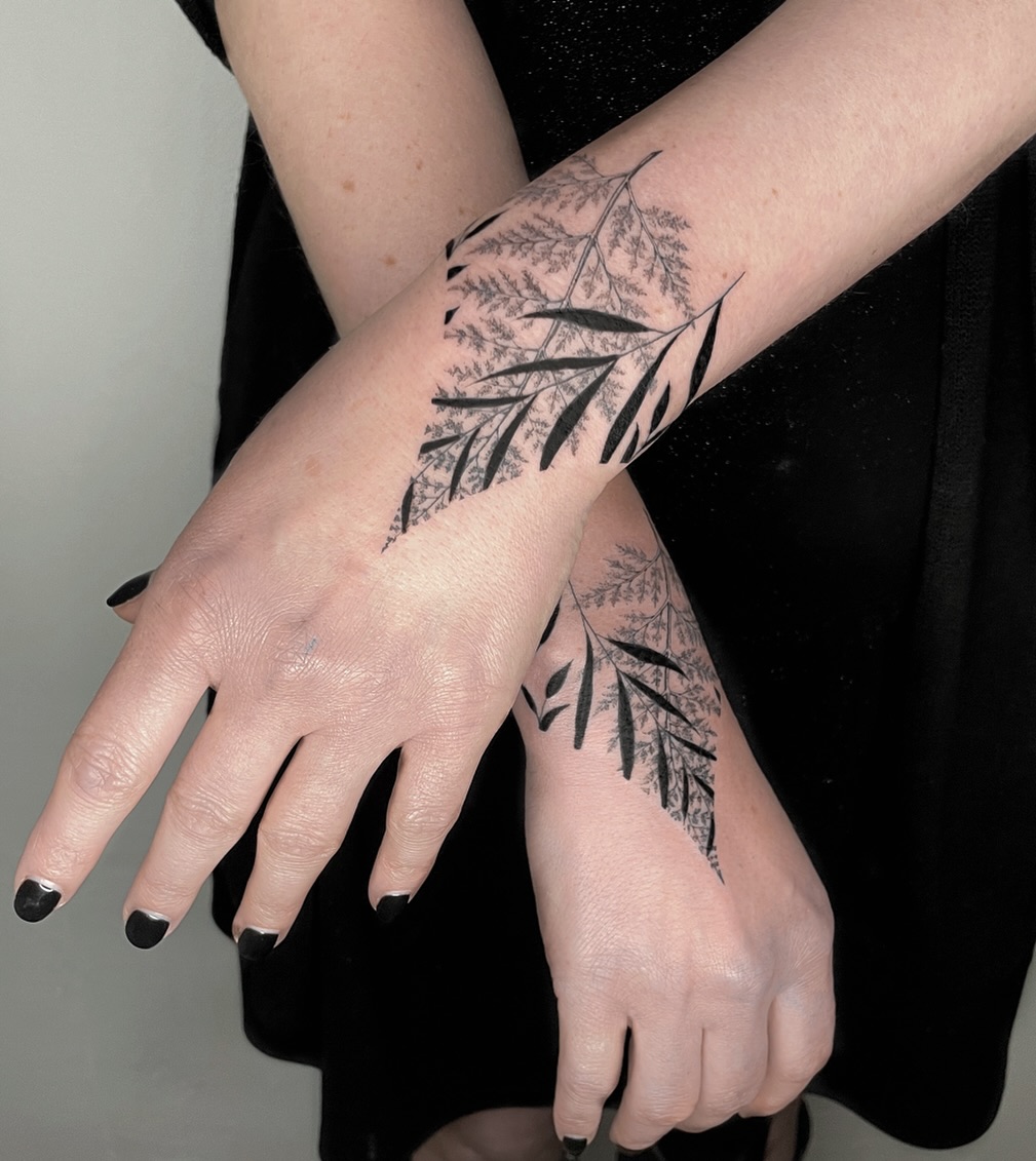 Matching fern cuffs from Giulia Covelli made with Killer Ink tattoo supplies! #tattoo #tattooideas