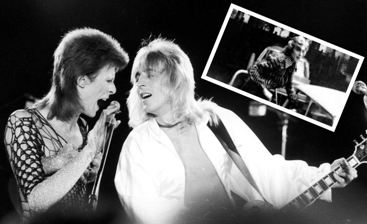 But boy could he play guitar … and bass, drums, violin and more. Remembering Mick Ronson, master arranger of David Bowie’s Spiders, and collaborator with Bob Dylan, Lou Reed and many more. Mick left us too soon #OnThisDay in 1993. 📷 Jack Kay/Steven Brown @NewWaveAndPunk