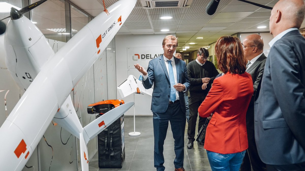 À Labège, l’avenir de l’industrie 🇪🇺 du drone s’écrit chez Delair. Un savoir-faire précieux au service de l’Europe : 100 drones seront livrés à l’Ukraine d’ici cet été. Leur sécurité est aussi la nôtre. Nous devons accélérer sur l’Europe de la défense. Rendez-vous le 9 juin !