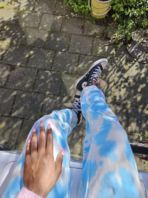 Can we take a moment for my nails 💅  I'm not the same person if I don't have my claws.   Also my pants<a href="/tag/findom"class="tags"><span>#findom</span></a><a href="/tag/findomme"class="tags"><span>#findomme</span></a><a href="/tag/ebonygoddess"class="tags"><span>#ebonygoddess</span></a><a href="/tag/paypig"class="tags"><span>#paypig</span></a><a href="/tag/humanatm"class="tags"><span>#humanatm</span></a>