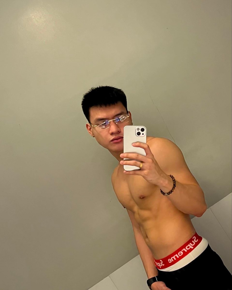 wannabearbie's tweet photo. Searchee for today’s episode of Expecially For You.
Let’s all meet… ᗪᗩTᗪᗩT! ❤️💚💙
Parang gusto ko na ng Baby Boy bigla! Kimmy! ! 🤣🤣🤣
#EXpeciallyForYou
#Datdat https://t.co/opYhA0CfyM