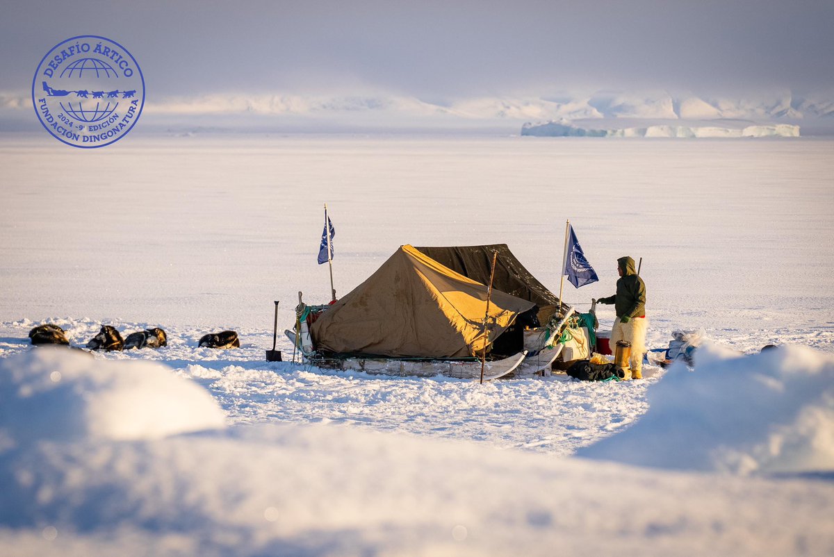 ❄️Los intrépidos expedicionarios españoles han llegado sanos y salvos al ecuador de su aventura ártica. ¡Seguimos animándolos en su travesía!