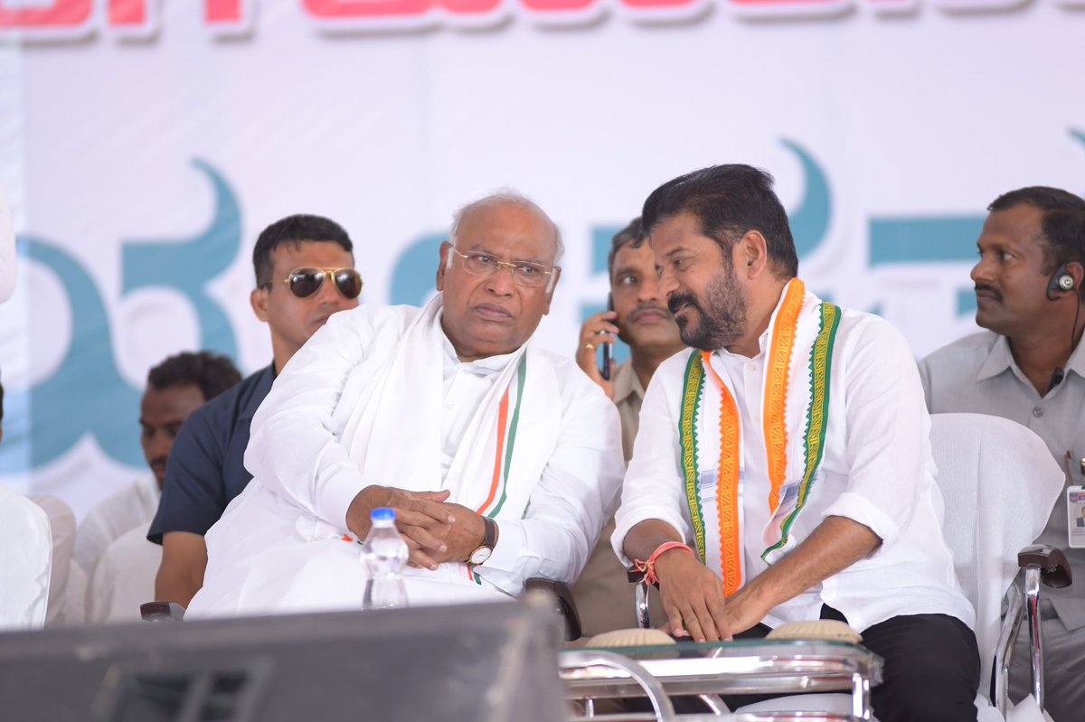 kharge tweet picture