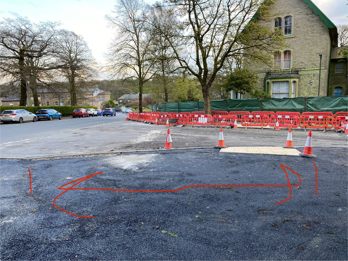 @Owler_Nook Work is progressing on a very wide side road junction in Buxton (Mcr Rd/Park Rd) to make it less hostile to cross on foot & eventually on bike when this becomes part of a shared cycleway up A5004 towards Whaley Bridge. I still have reservations but looks like a table is going in.